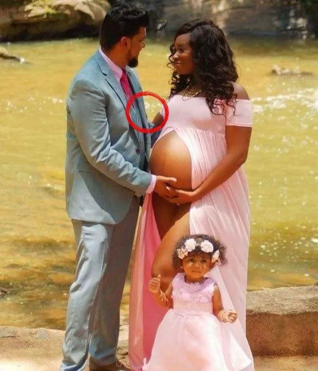 Mom Poses For Pregnancy Pics – Then Photographer Tells Her To Turn Around