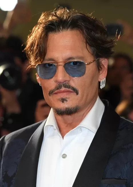 Little-known picture of Johnny Depp at 60 sparks intense discussion online – he “Doesn’t even look like the same person”